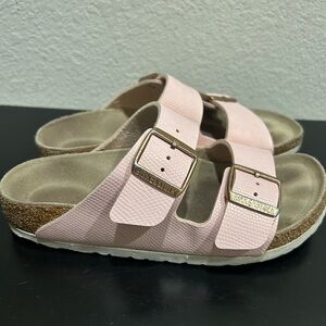 Birkenstock 37 Arizona Two-Strap Sandals in Pale Pink with Gold Buckles